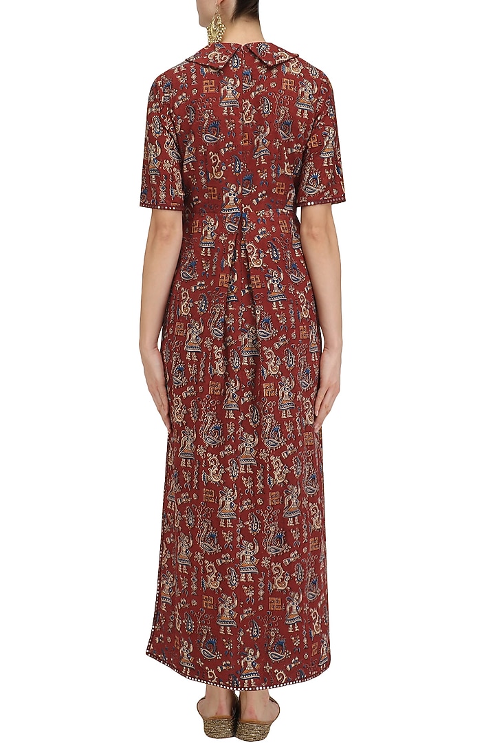 Brown printed pleated maxi dress available only at Pernia's Pop Up Shop.