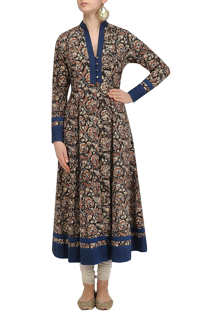 Black kalamkari print anarkali kurta available only at Pernia's Pop Up Shop.