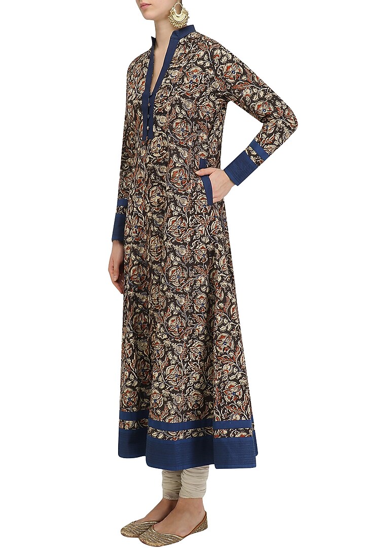 Black kalamkari print anarkali kurta available only at Pernia's Pop Up Shop.