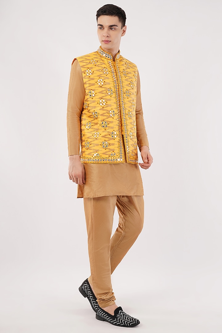 Yellow Silk Hand & Machine Embroidered Waistcoat Set by Pasqo Label at Pernia's Pop Up Shop