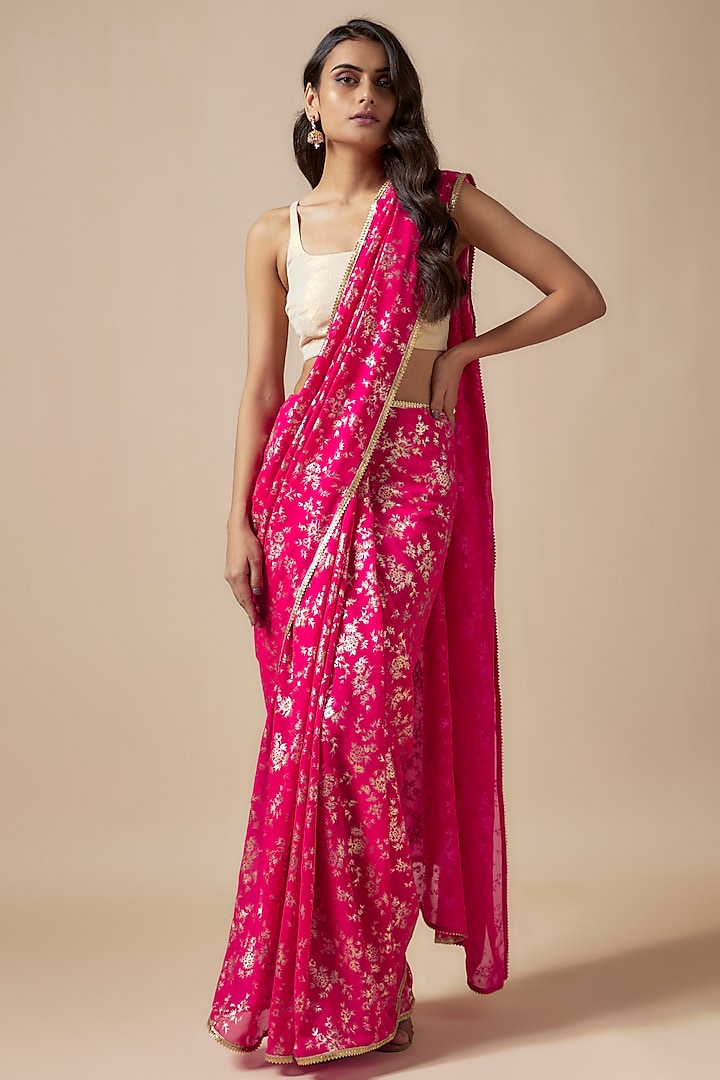 Rani Pink Recycled Polyester Foil Printed & Metallic Embroidered Pre-Draped Saree Set by Phatakaa at Pernia's Pop Up Shop