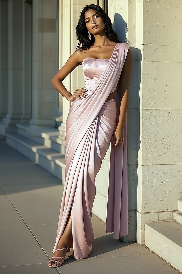 Dusty pink Satin Crepe Pre-Stitched Party Wear Saree Set by Phatakaa at Pernia's Pop Up Shop