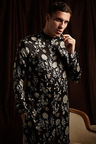 Black & Grey Printed Kurta Set by Project Bandi