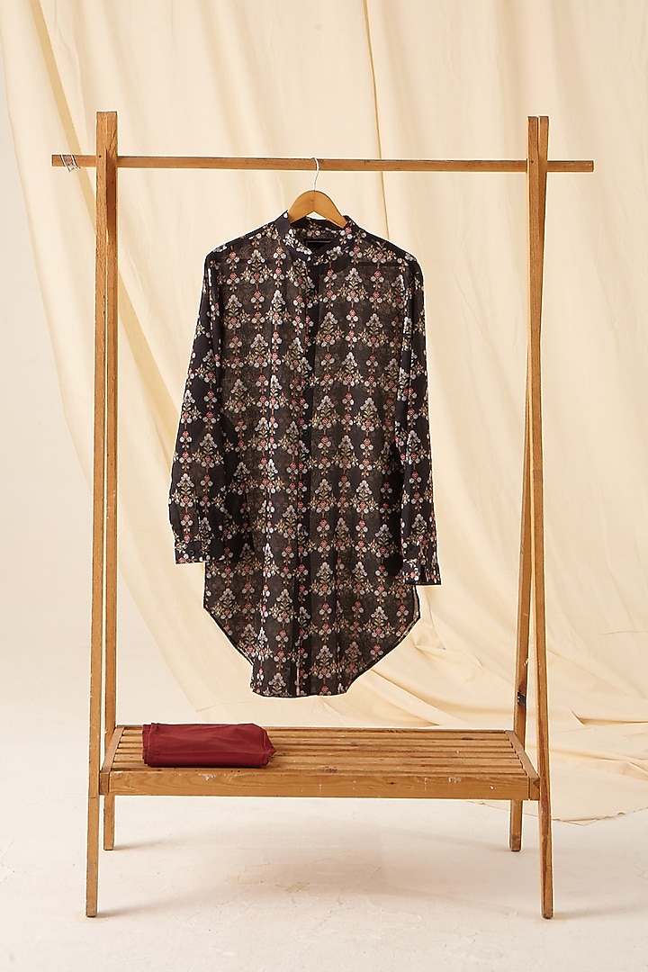Black & Maroon Printed Kurta Set by Project Bandi at Pernia's Pop Up Shop