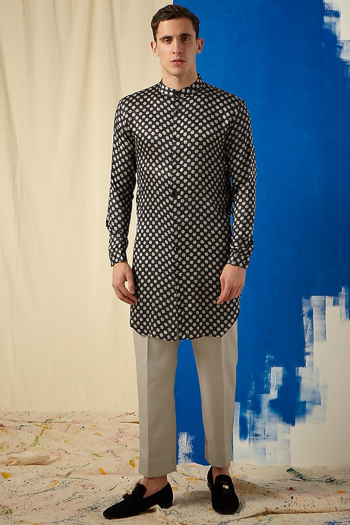 Black & Grey Printed Kurta Set by Project Bandi at Pernia's Pop Up Shop