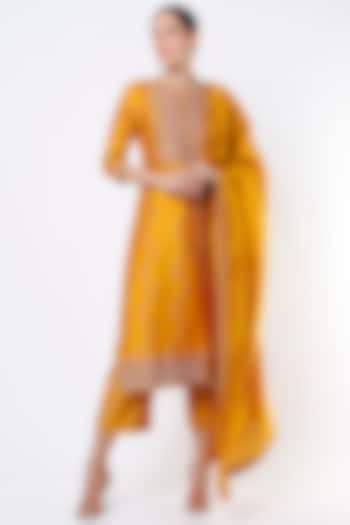 Dark Mustard Embroidered Kurta Set by Punit Balana at Pernia's Pop Up Shop