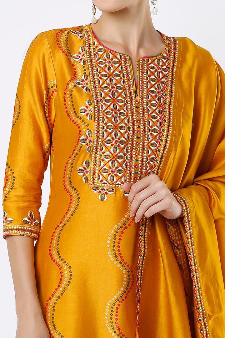 Dark Mustard Embroidered Kurta Set by Punit Balana at Pernia's Pop Up Shop