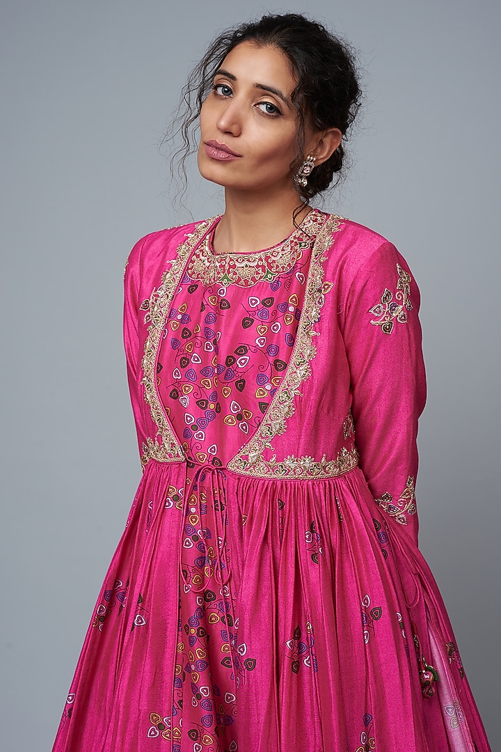 Fuchsia Chanderi Silk Resham Embroidered Gharara Set by Punit Balana at Pernia's Pop Up Shop