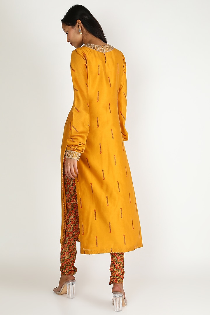 Mustard Kurta Set With Marodi Work by Punit Balana at Pernia's Pop Up Shop