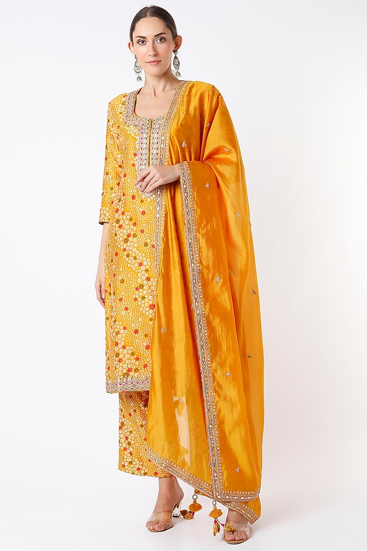 Mustard Gota Embroidered Kurta Set by Punit Balana at Pernia's Pop Up Shop