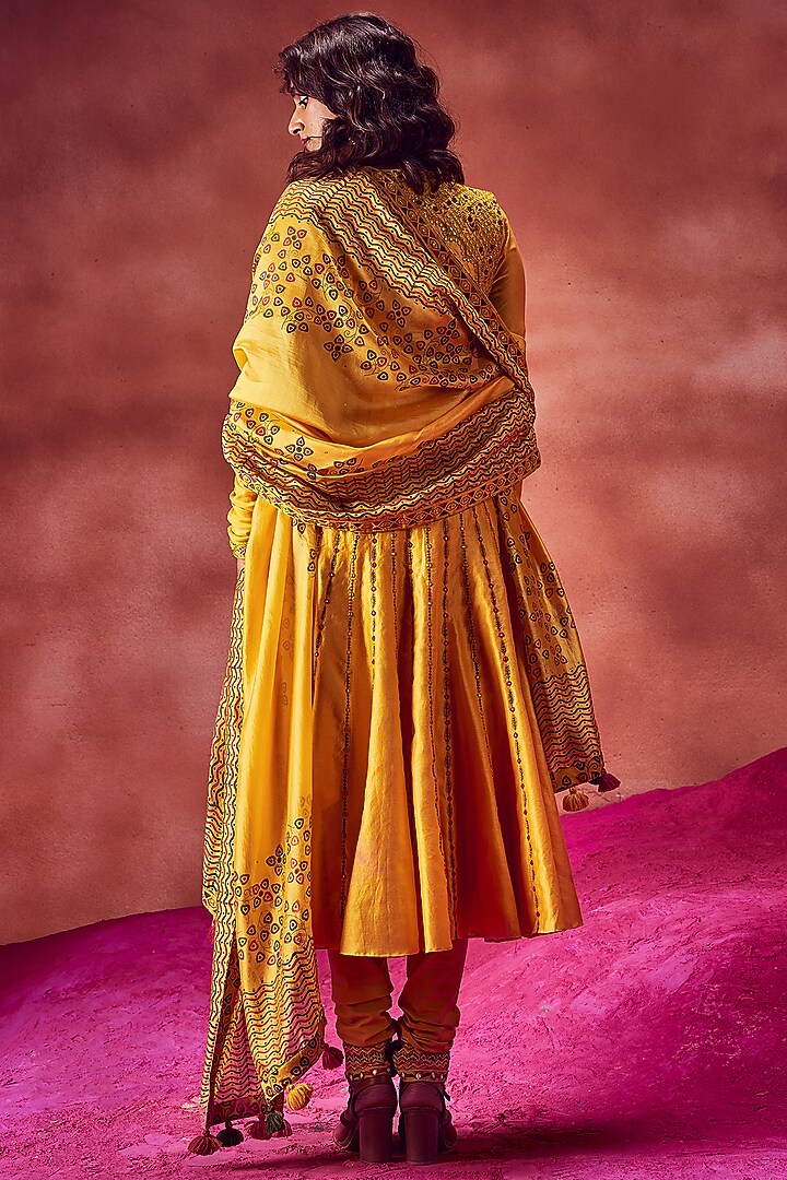 Yellow Chanderi Silk Embroidered Wedding Anarkali Set by Punit Balana at Pernia's Pop Up Shop