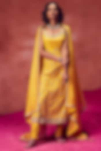 Yellow Silk & Organza Silk Embroidered Kurta Set by Punit Balana at Pernia's Pop Up Shop