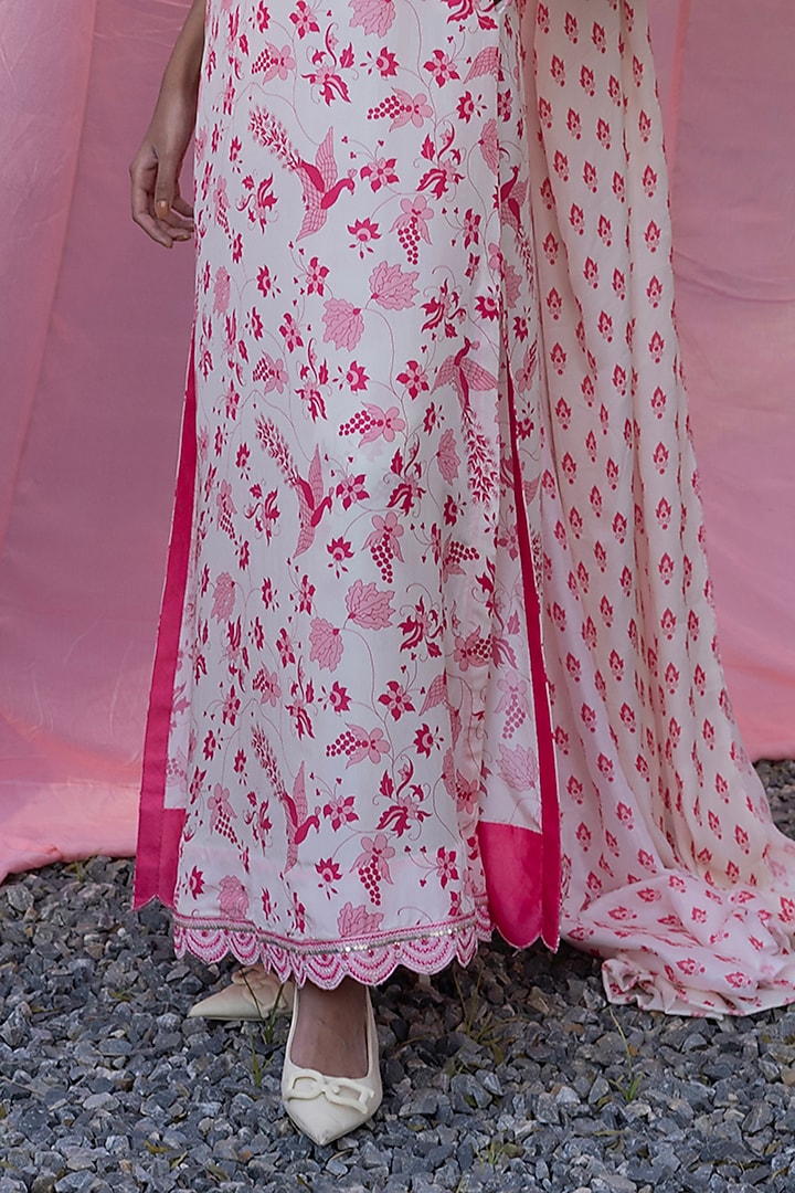 Ivory Silk Printed & Resham Embroidered Long Kurta Set by Punit Balana at Pernia's Pop Up Shop