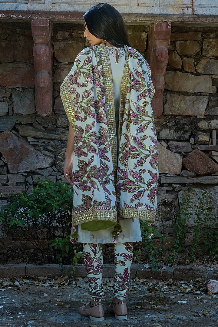 Mint Green EMbroidered Straight Kurta Set by Punit Balana at Pernia's Pop Up Shop