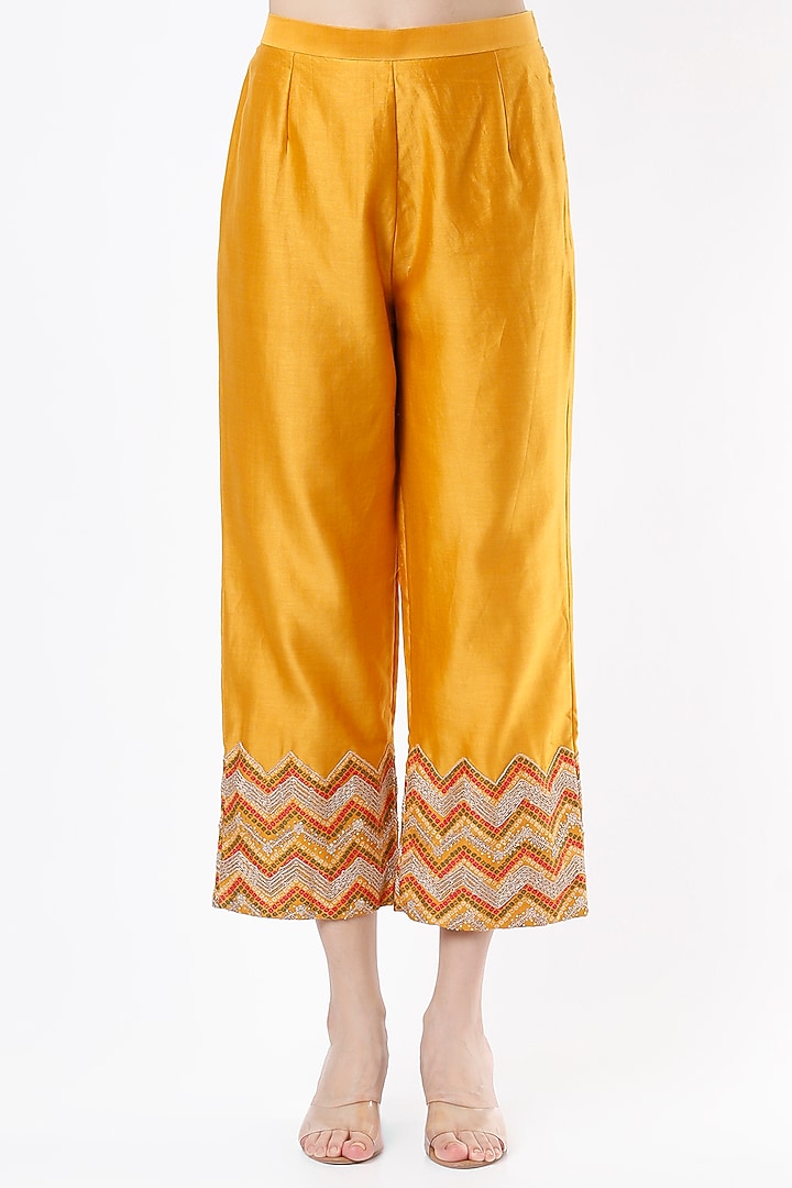 Mustard Embroidered Wedding Anarkali Set by Punit Balana at Pernia's Pop Up Shop