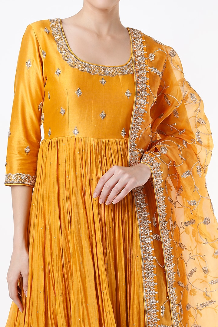 Mustard Embroidered Wedding Anarkali Set by Punit Balana at Pernia's Pop Up Shop