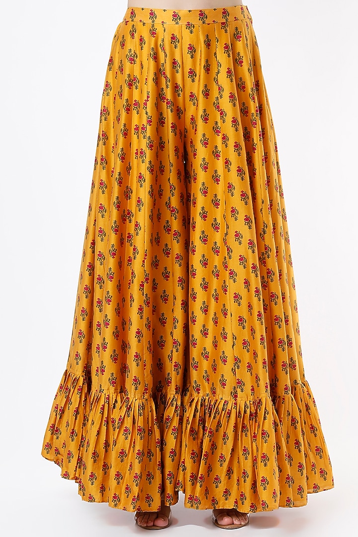 Mustard Embroidered Gharara Set by Punit Balana at Pernia's Pop Up Shop