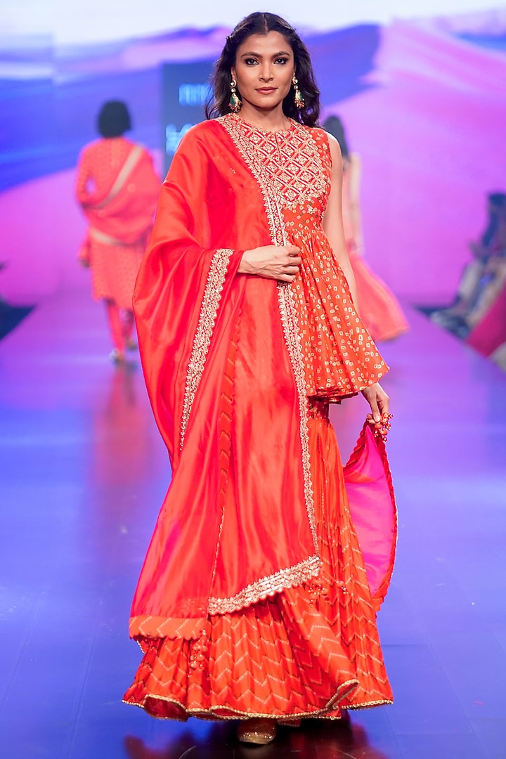 Red Silk Chanderi Gharara Set by Punit Balana at Pernia's Pop Up Shop
