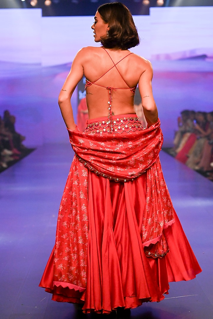 Red Silk Embroidered Skirt Set by Punit Balana at Pernia's Pop Up Shop
