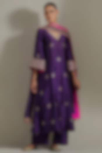 Baningani Purple Banarasi Silk Embroidered Kurta Set by Punit Balana at Pernia's Pop Up Shop