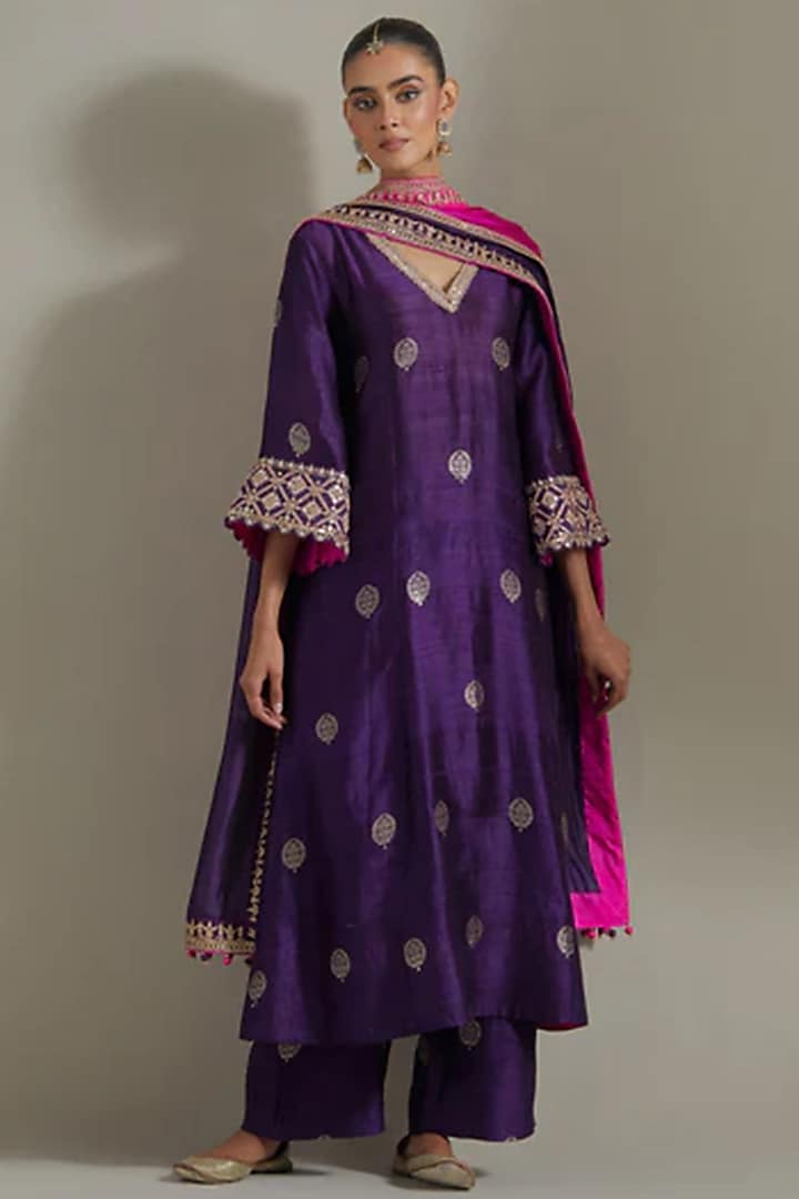 Baningani Purple Banarasi Silk Embroidered Kurta Set by Punit Balana at Pernia's Pop Up Shop