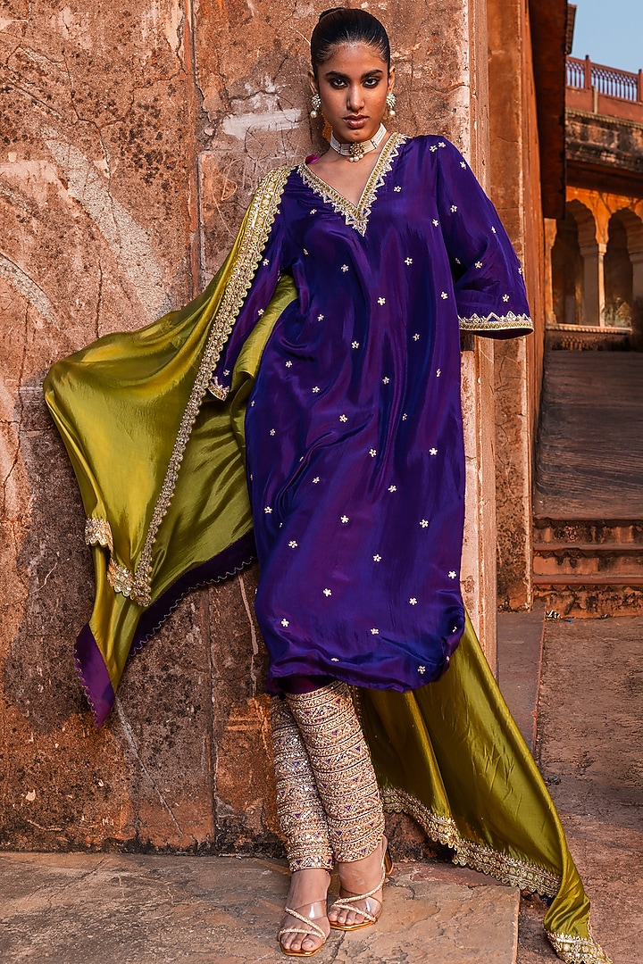 Baingan Purple Silk Embroidered Kurta Set by Punit Balana at Pernia's Pop Up Shop