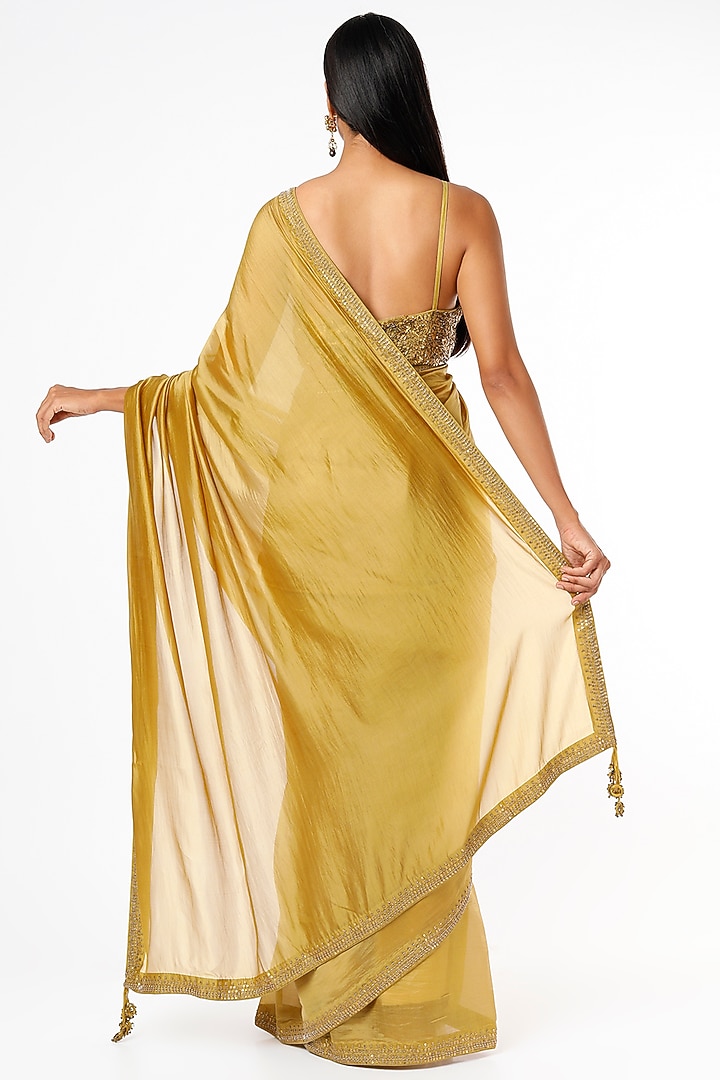 Dry Heena Green Wedding Saree Set by Punit Balana at Pernia's Pop Up Shop