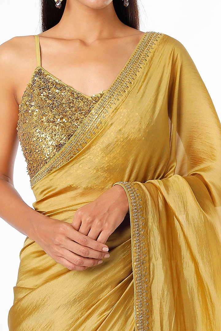 Dry Heena Green Wedding Saree Set by Punit Balana at Pernia's Pop Up Shop