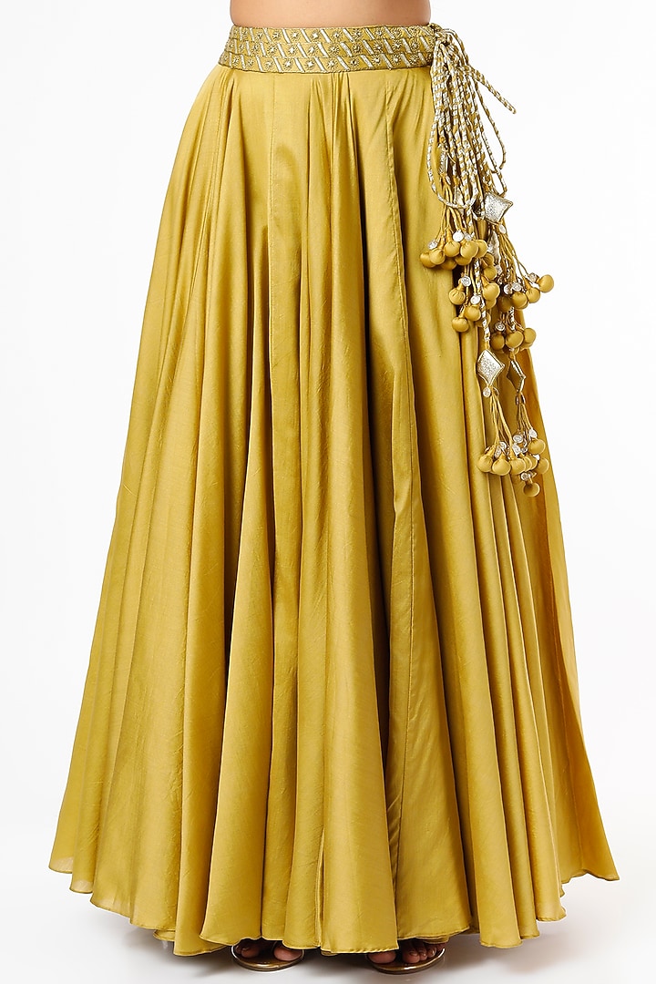 Henna Green Chanderi Silk Wedding Lehenga Set by Punit Balana at Pernia's Pop Up Shop