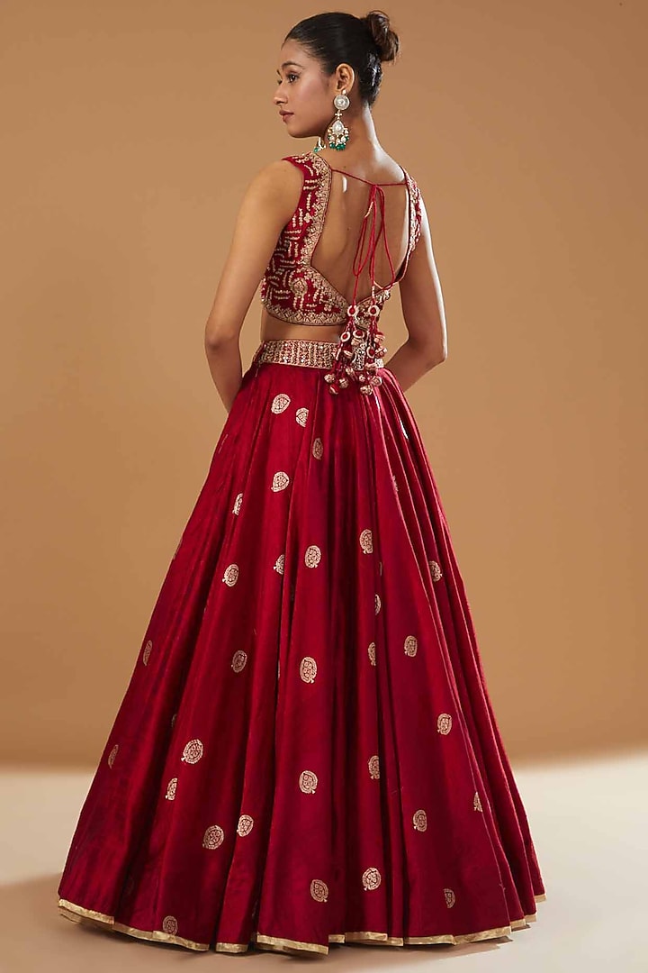 Red Banarasi Silk & Organza Silk Embroidered Wedding Lehenga Set by Punit Balana at Pernia's Pop Up Shop