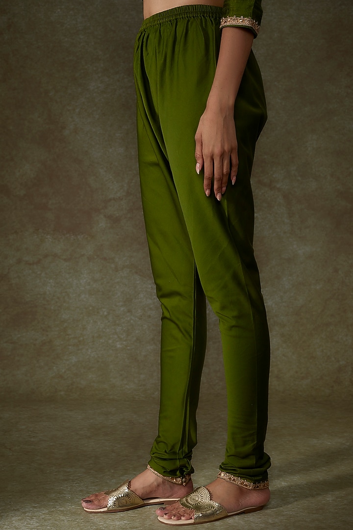 Green Banarasi Raw Silk Embroidered Bridal Anarkali Set by Punit Balana at Pernia's Pop Up Shop