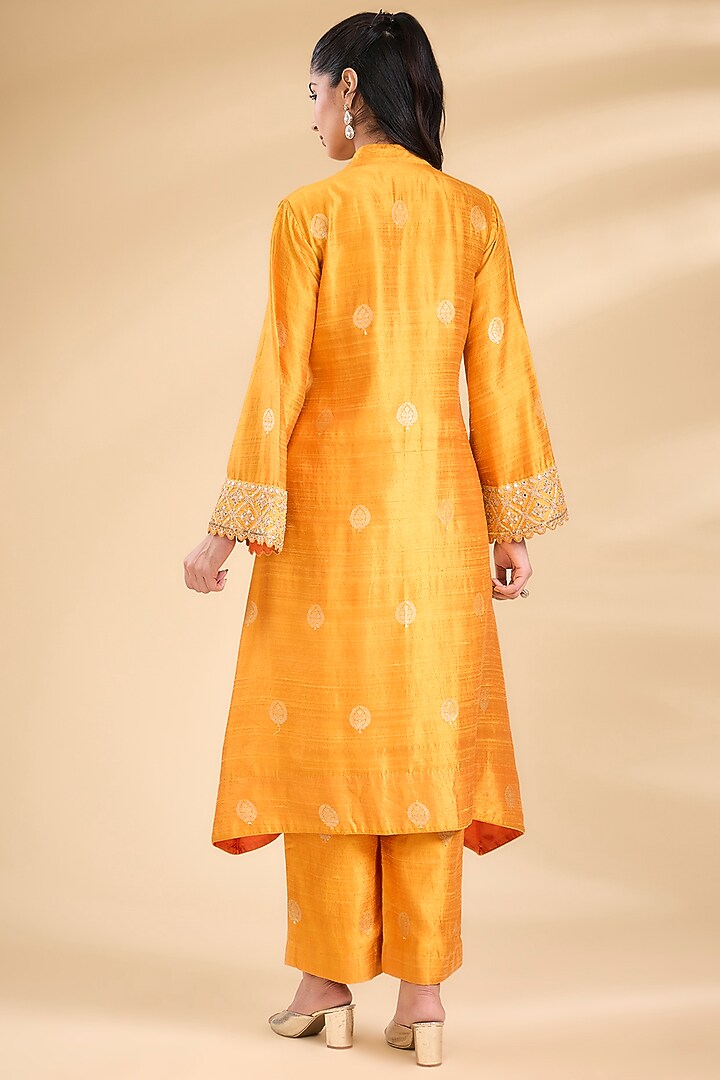 Mustard Raw Silk Printed & Embroidered Kurta Set by Punit Balana at Pernia's Pop Up Shop