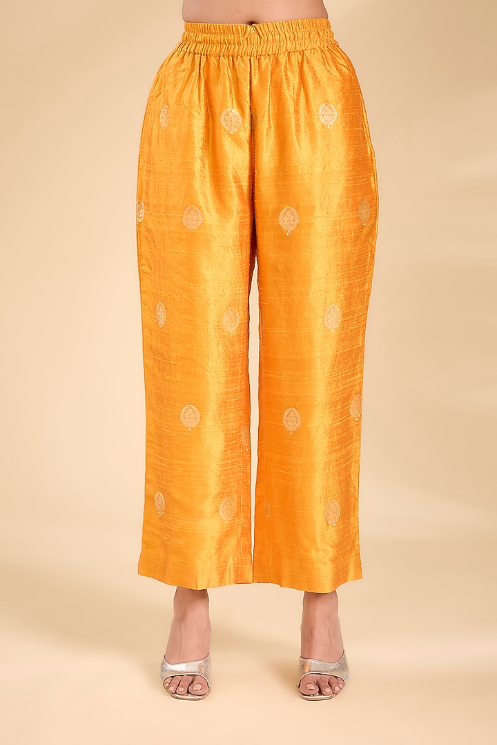 Mustard Raw Silk Printed & Embroidered Kurta Set by Punit Balana at Pernia's Pop Up Shop