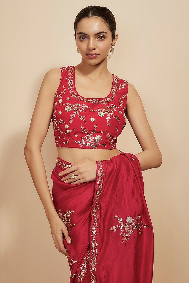 Red Organza Silk & Chanderi Silk Glass Work Wedding Saree Set by Punit Balana at Pernia's Pop Up Shop