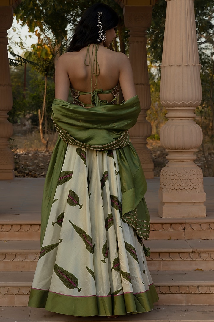 Green Printed Wedding Lehenga Set by Punit Balana at Pernia's Pop Up Shop