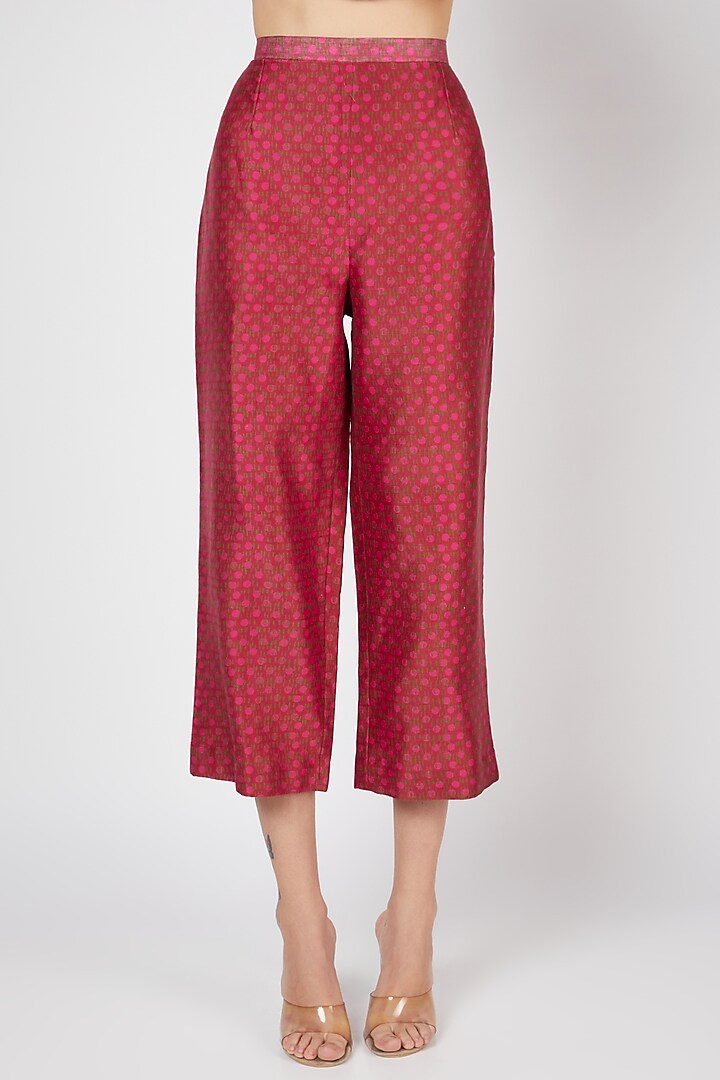 Red Straight Kurta Set With Marodi Work by Punit Balana at Pernia's Pop Up Shop