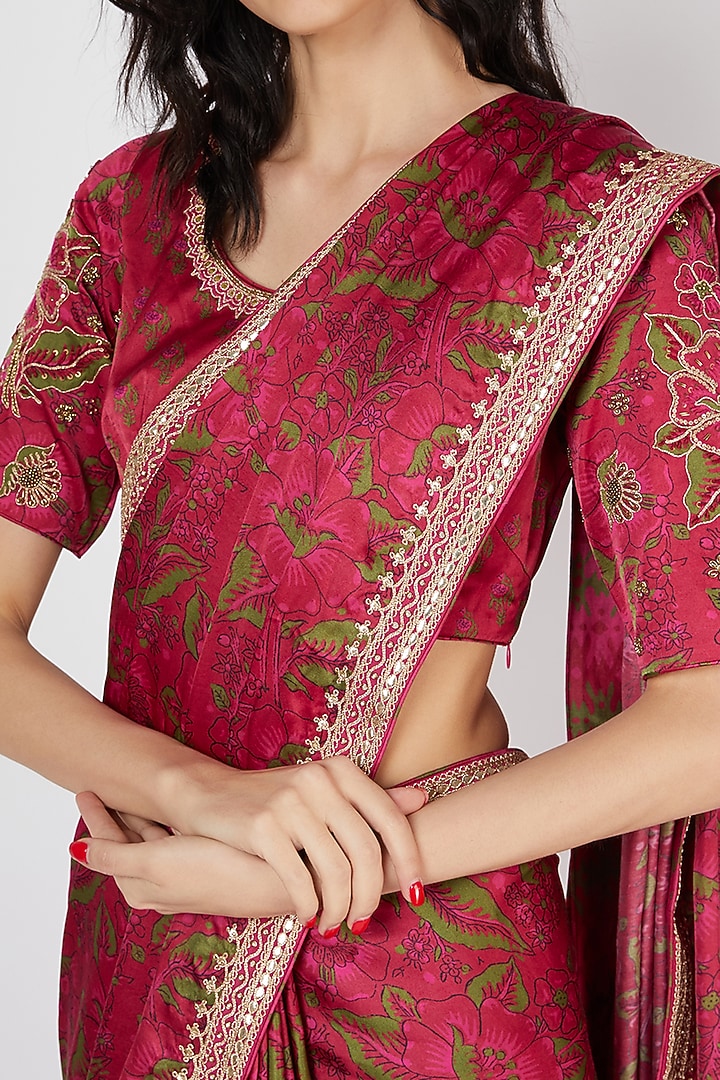 Red Satin Silk Wedding Saree Set With Marodi Work by Punit Balana at Pernia's Pop Up Shop