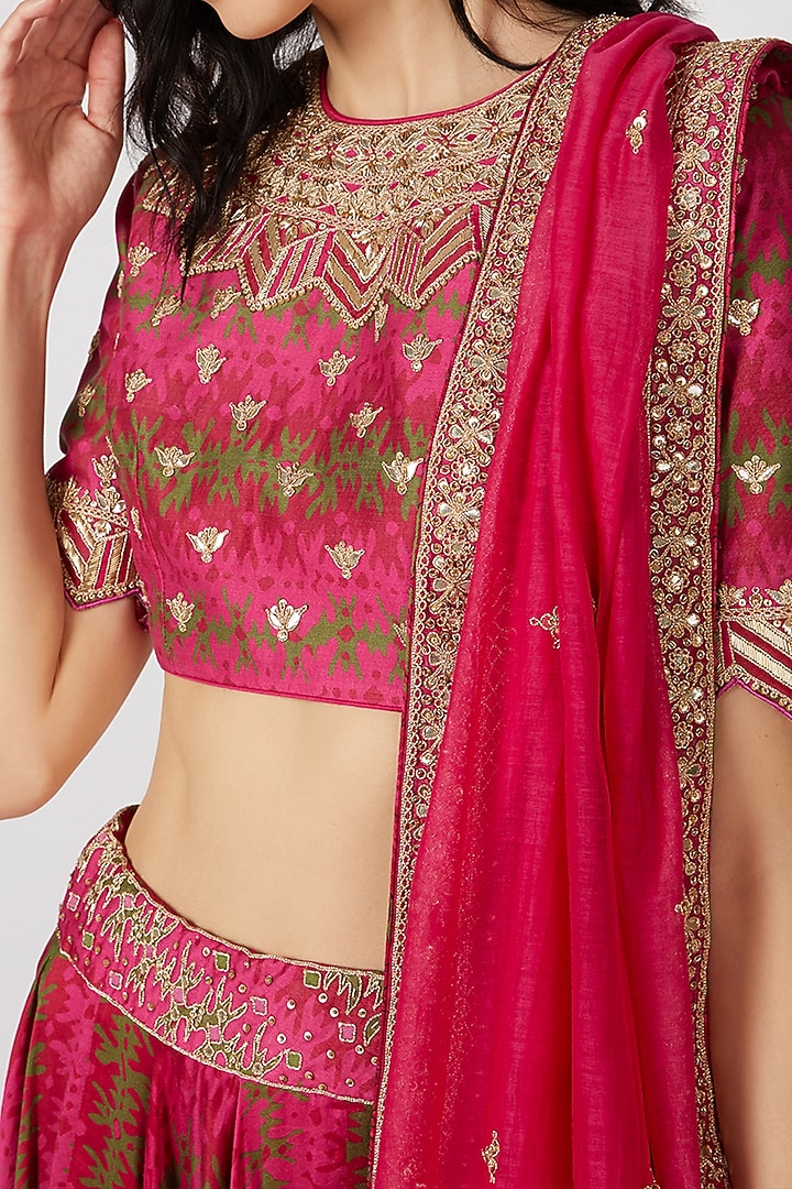 Red Printed Wedding Lehenga Set by Punit Balana at Pernia's Pop Up Shop