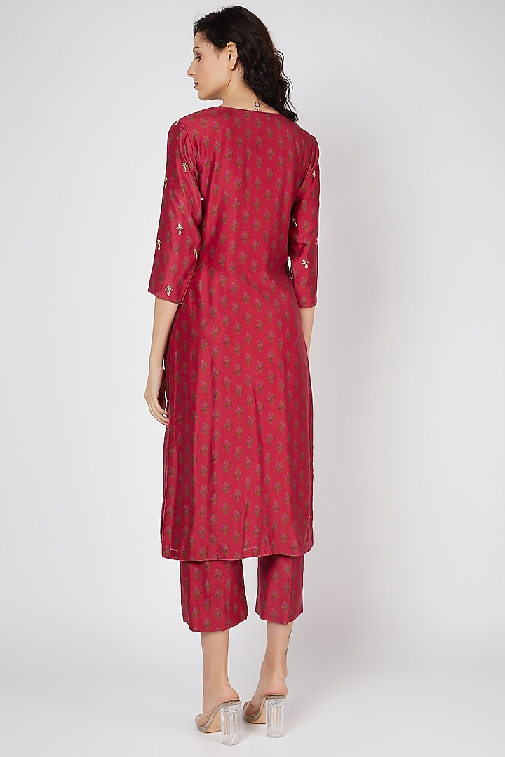 Red Printed Kurta Set With Marodi Work by Punit Balana at Pernia's Pop Up Shop