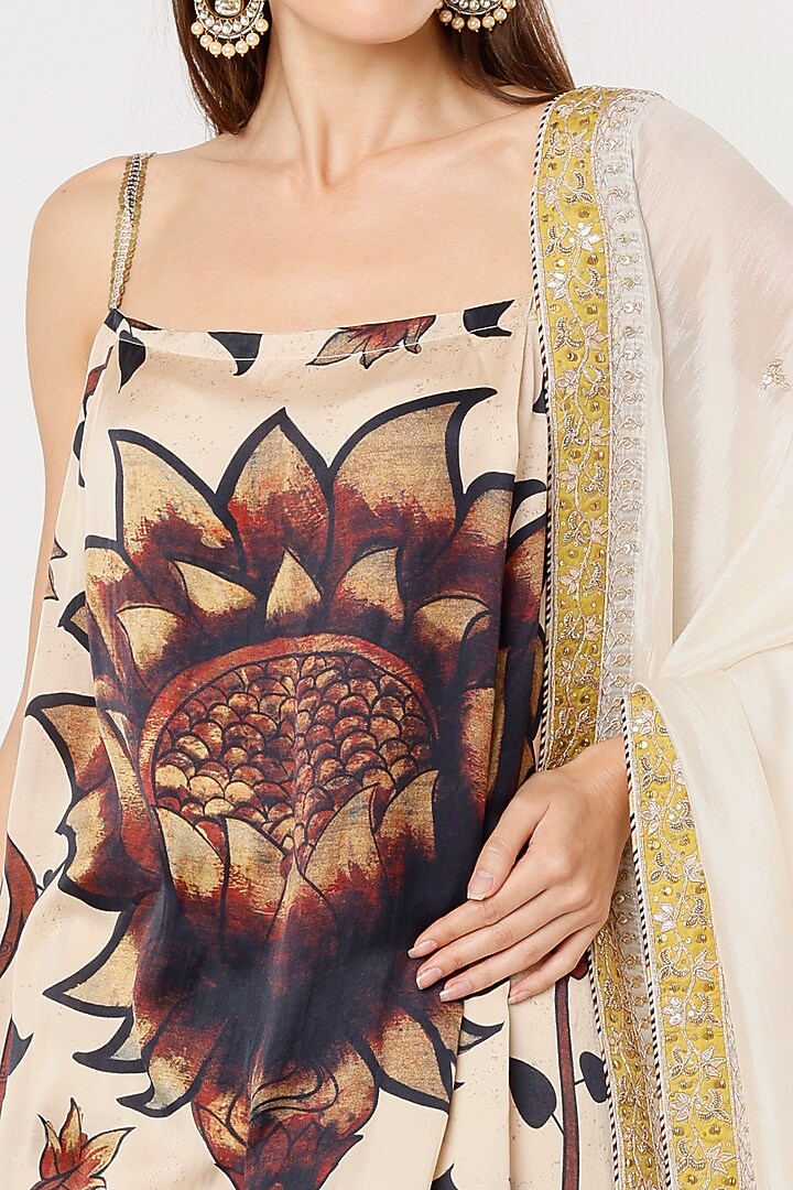 Beige Satin Silk Kalamkari Printed Kurta Set by Punit Balana at Pernia's Pop Up Shop