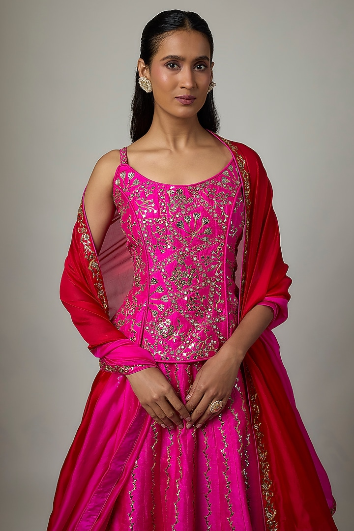 Gulabi Gulaal Organza Silk Chand Tilla Embroidered Wedding Lehenga Set by Punit Balana at Pernia's Pop Up Shop