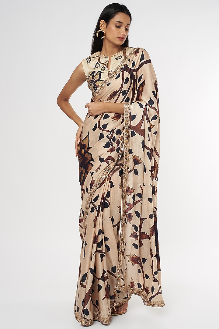 Beige Kalamkari Printed Wedding Saree Set by Punit Balana at Pernia's Pop Up Shop