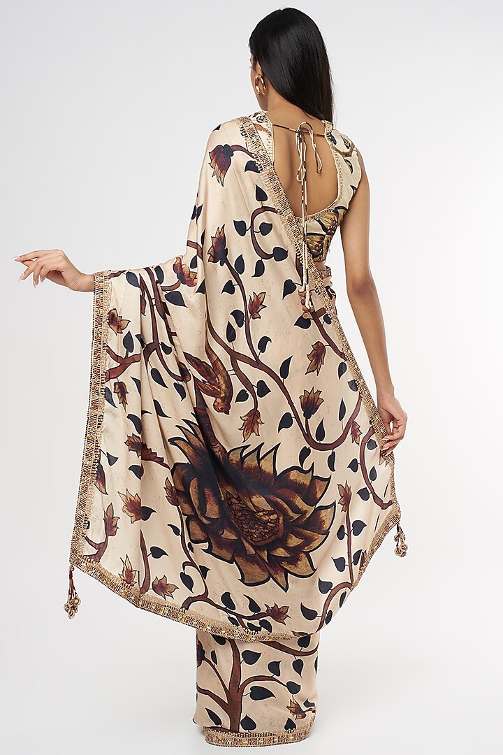 Beige Kalamkari Printed Wedding Saree Set by Punit Balana at Pernia's Pop Up Shop