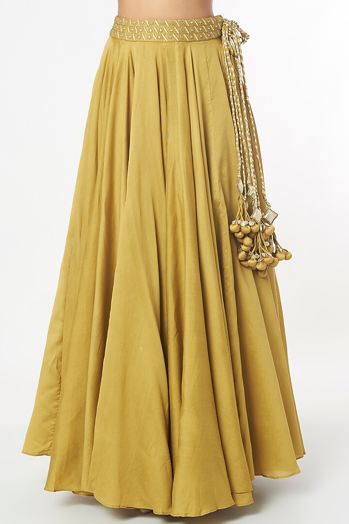 Henna Green Chanderi Silk Wedding Lehenga Set by Punit Balana at Pernia's Pop Up Shop