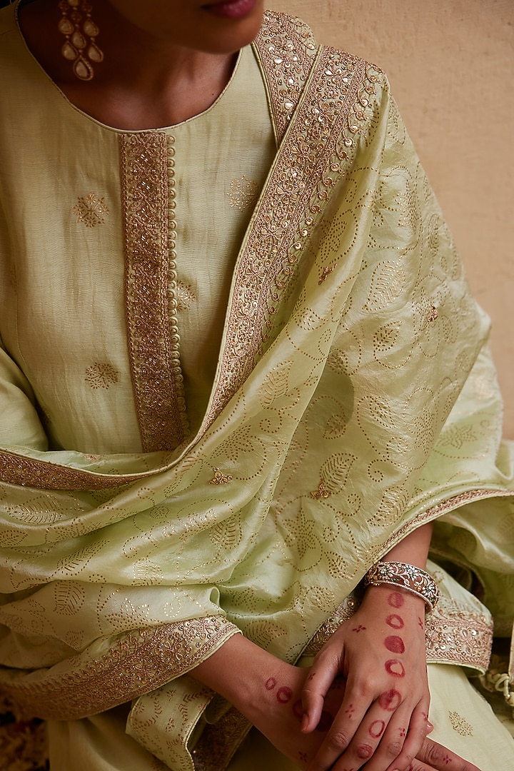 Mint Chanderi Silk & Organza Silk Embroidered Kurta Set by Punit Balana at Pernia's Pop Up Shop