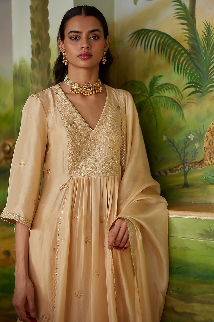 Buttercup Silk & Organza Silk Embroidered Kurta Set by Punit Balana at Pernia's Pop Up Shop