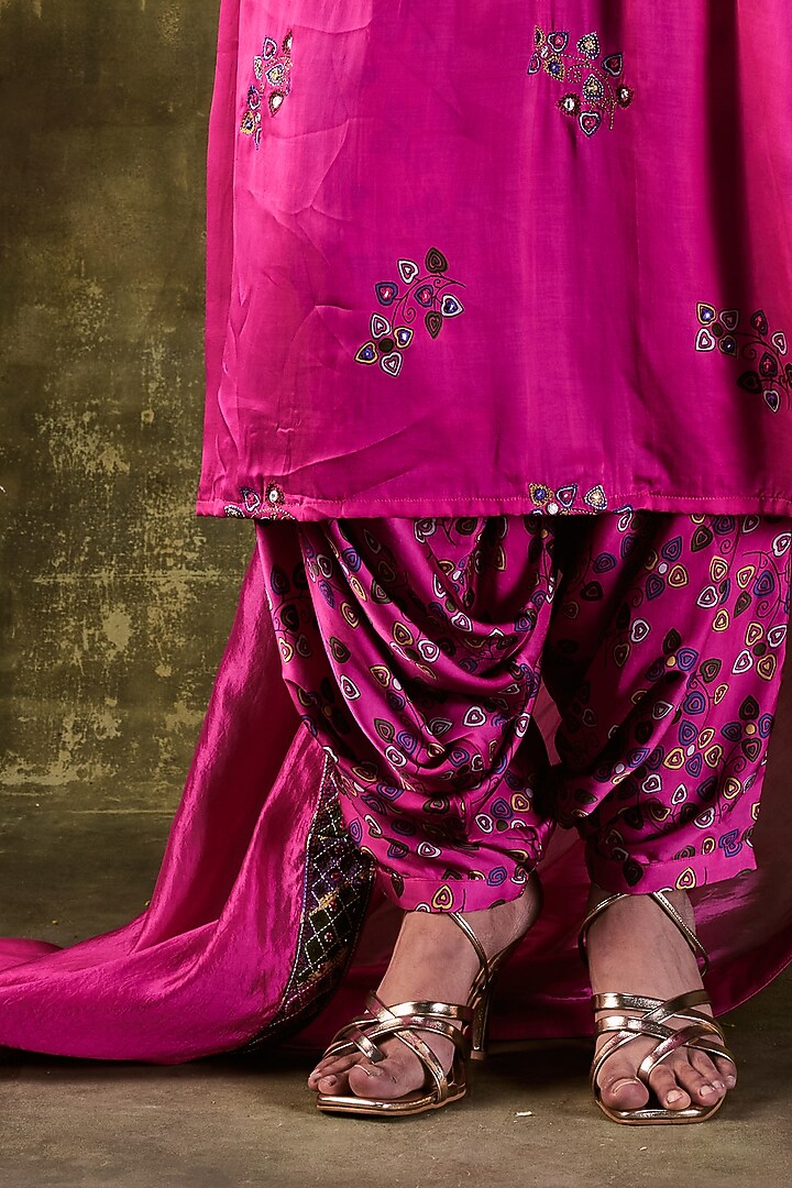 Pink Printed Wedding Anarkali Set by Punit Balana at Pernia's Pop Up Shop