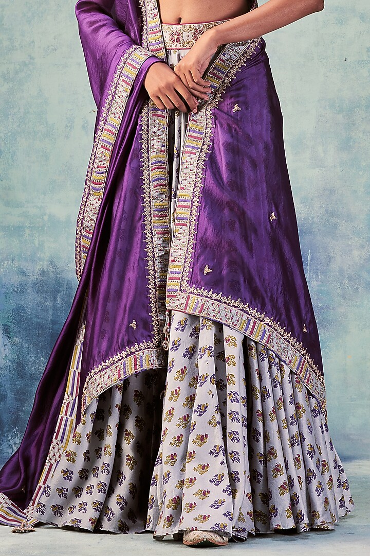 Grey Printed Wedding Lehenga Set by Punit Balana at Pernia's Pop Up Shop