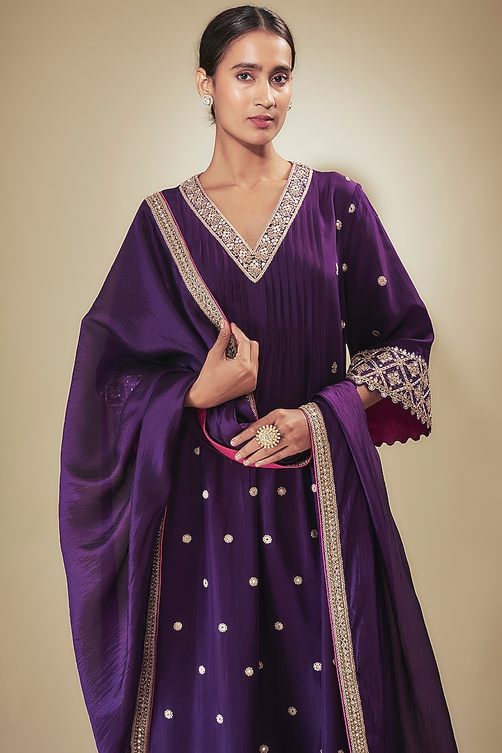 Purple Silk Mirror Embroidered Kurta Set by Punit Balana at Pernia's Pop Up Shop