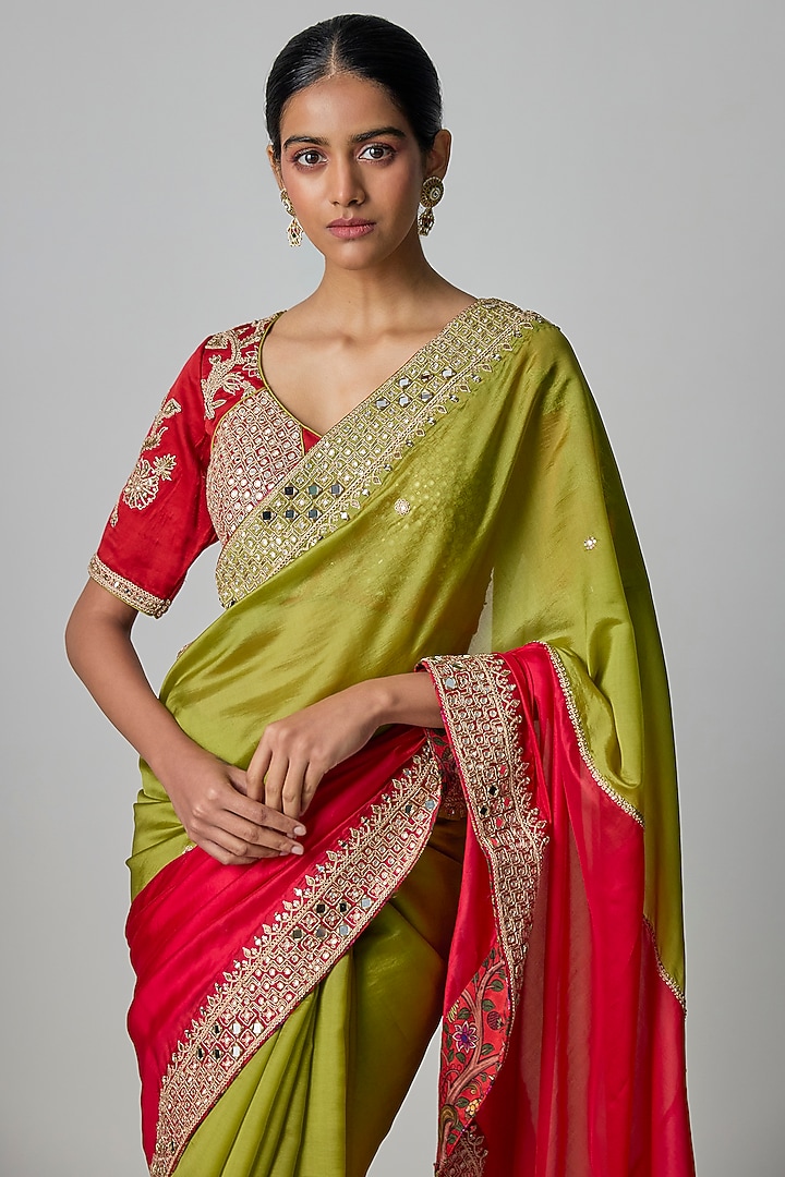 Surkh Lal-Colored Organza Silk Embroidered Reception Saree Set by Punit Balana at Pernia's Pop Up Shop